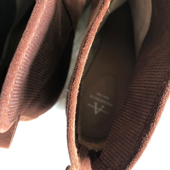 ❌SOLD❌NEW Aquatalia Tricia Suede Ankle Bootie - Picture 6 of 8